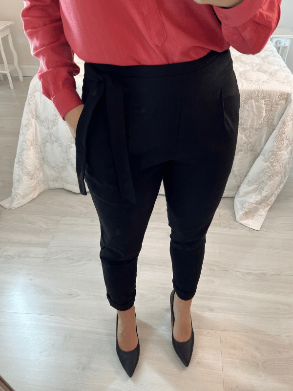 Calça clochard bengaline preta top