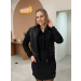 Jaqueta com detalhe de paetê. Jaqueta com zíper funcional, frente com paetê e dupla forrada internamente, não tem toque no paetê. 