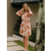 Vestido confeccionado em Viscose, com modelo de camisa. Possui gola, punhos e abotoamento com abertura 100% frontal. 